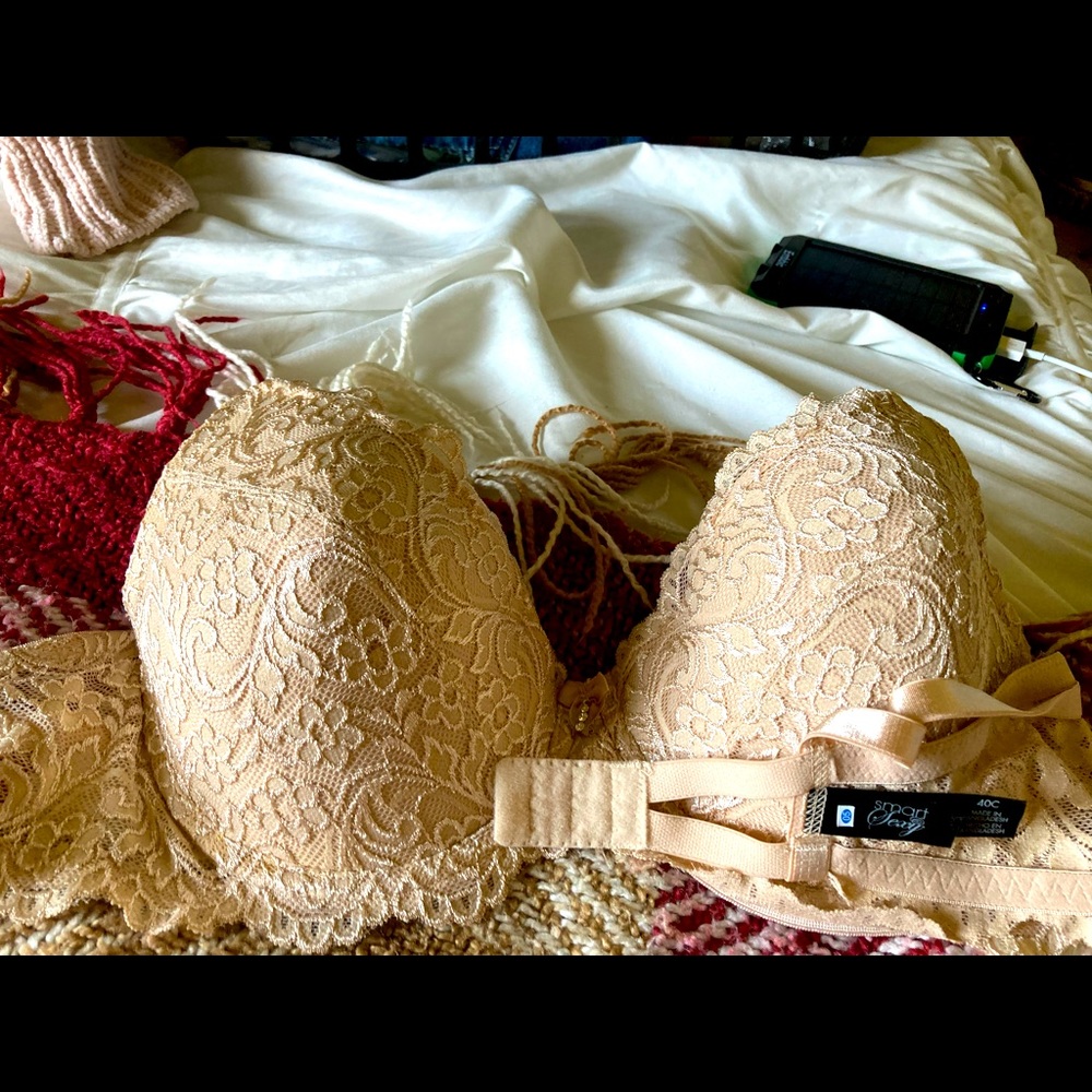 Bra